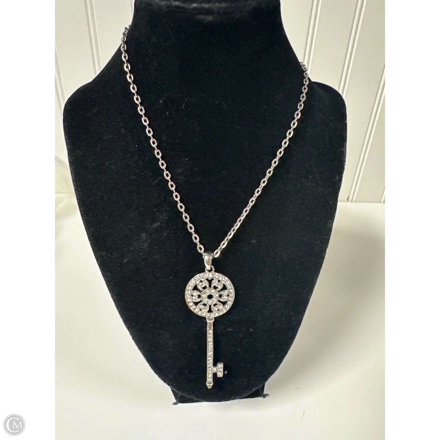 Necklace Pendant By Clothes Mentor