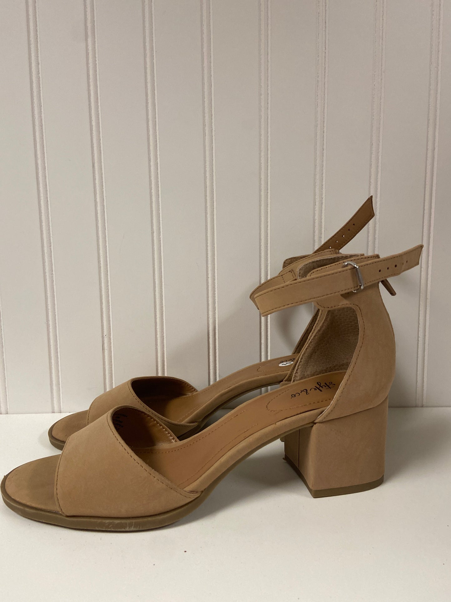 Tan Sandals Heels Block Style And Company, Size 10