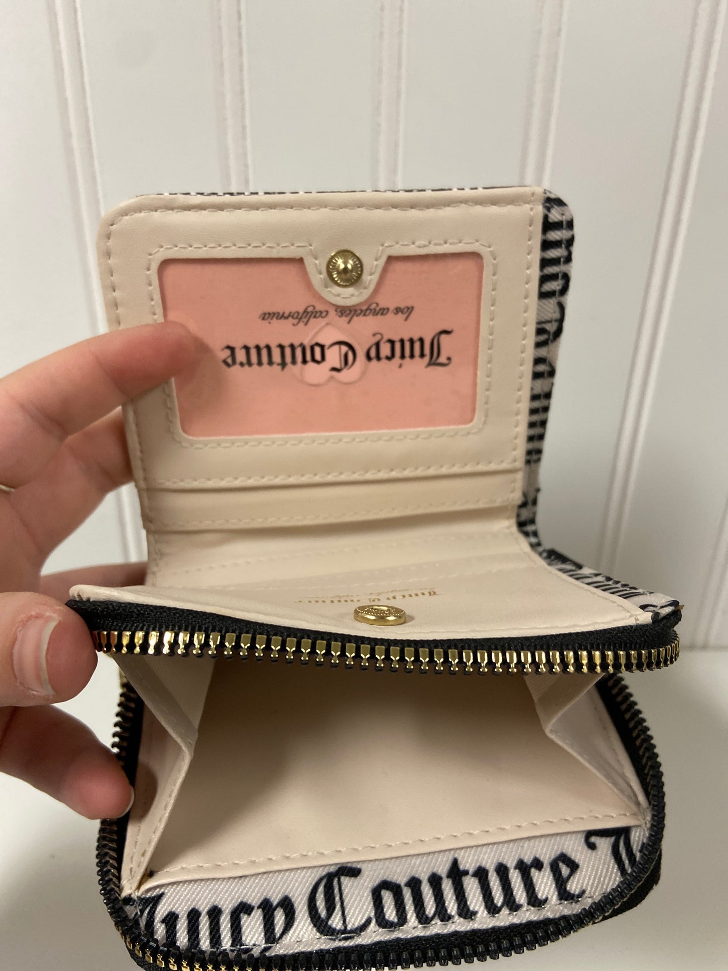 Wallet Juicy Couture, Size Small