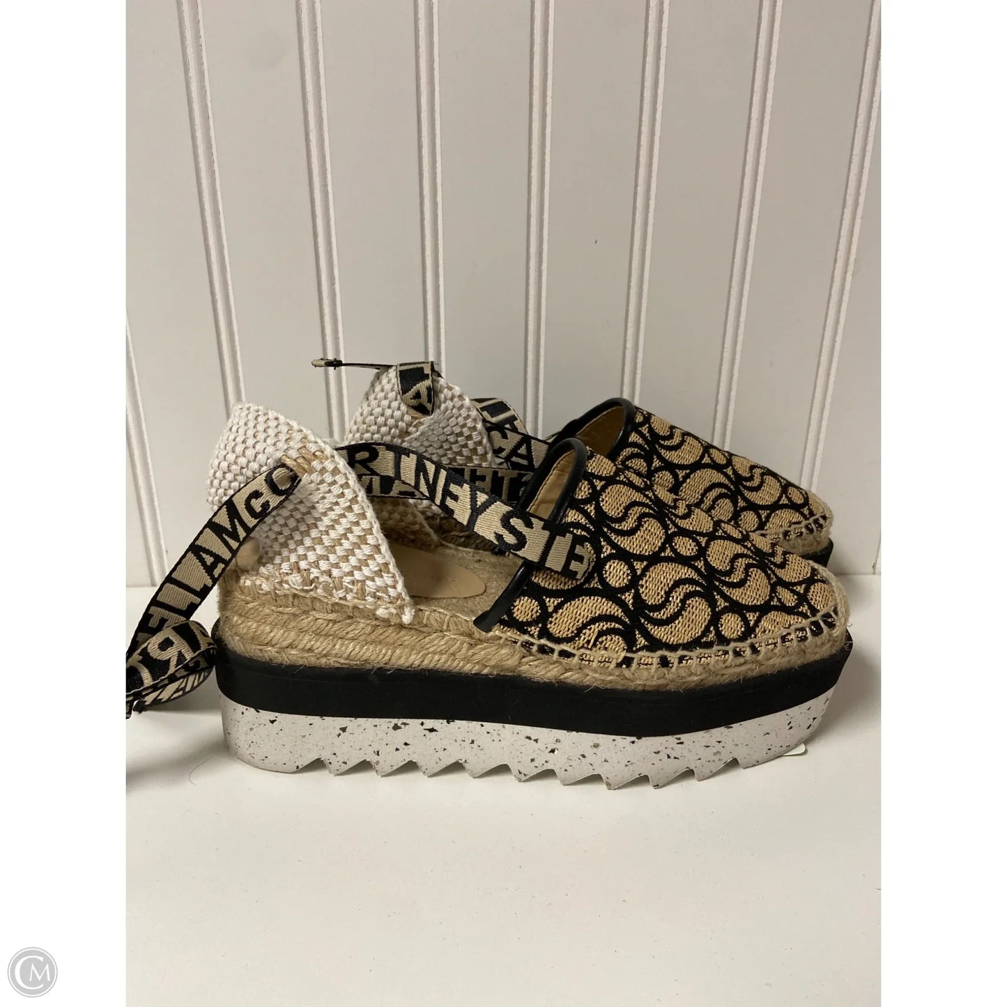 Sandals Luxury Designer By Stella Mccartney In Black & Cream, Size: 6