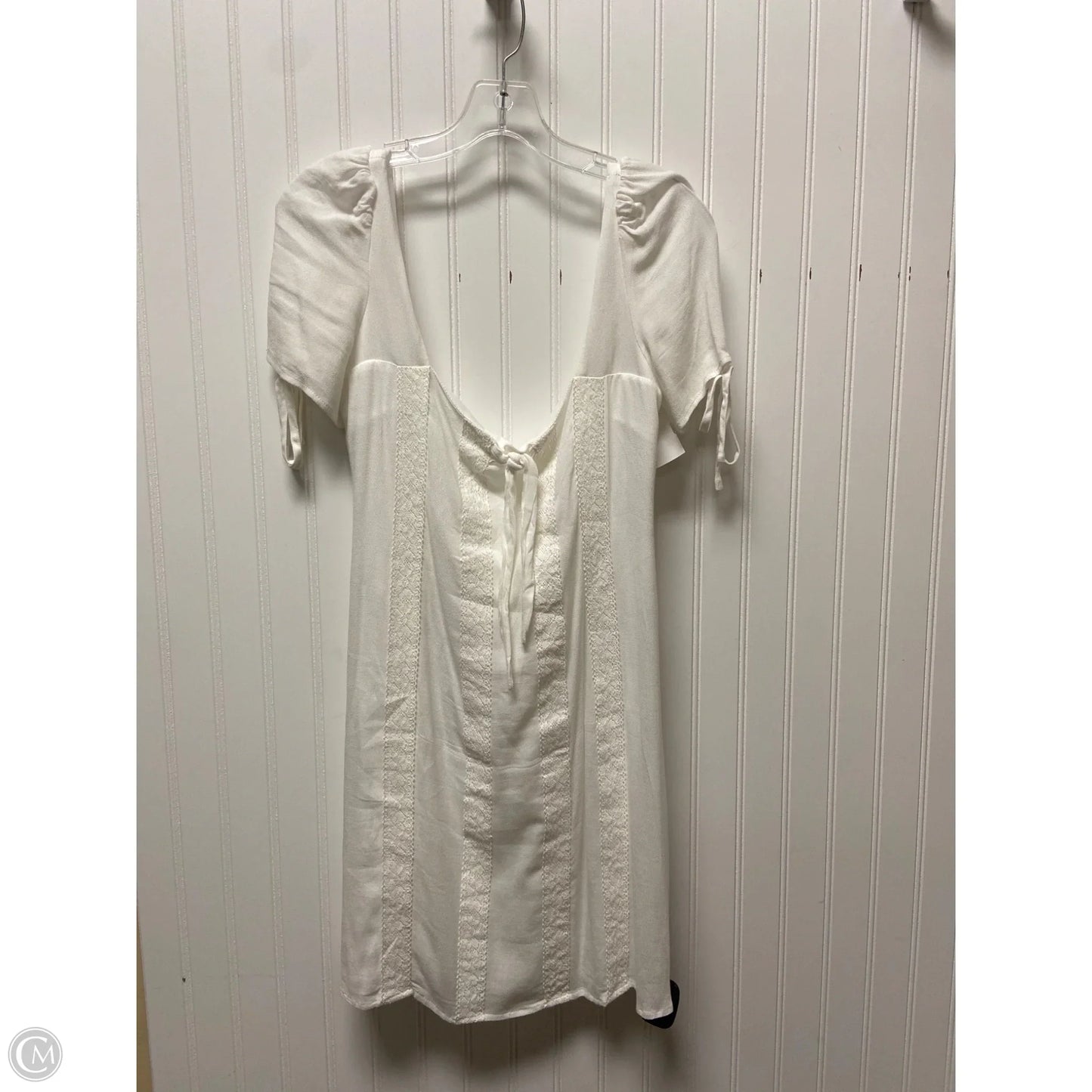 Dress Casual Short By Gianni Bini In White, Size: M
