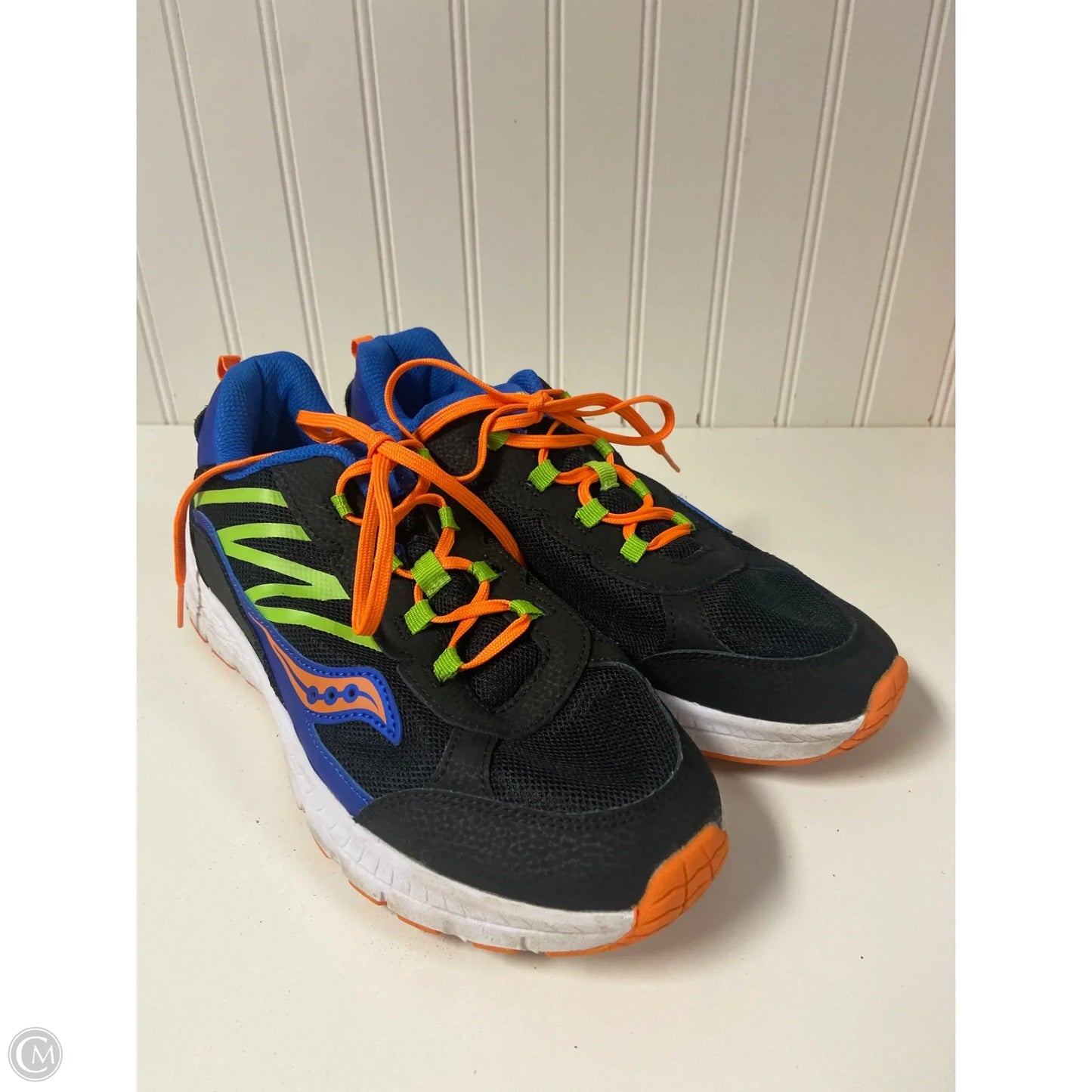 Shoes Athletic By Saucony In Black & Orange, Size: 7