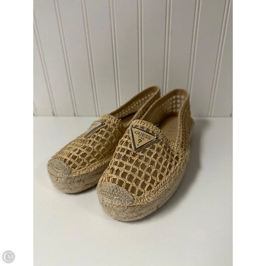 Shoes Flats By Guess In Beige, Size: 6