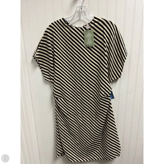 Dress Casual Short By H&m In Striped Pattern, Size: M