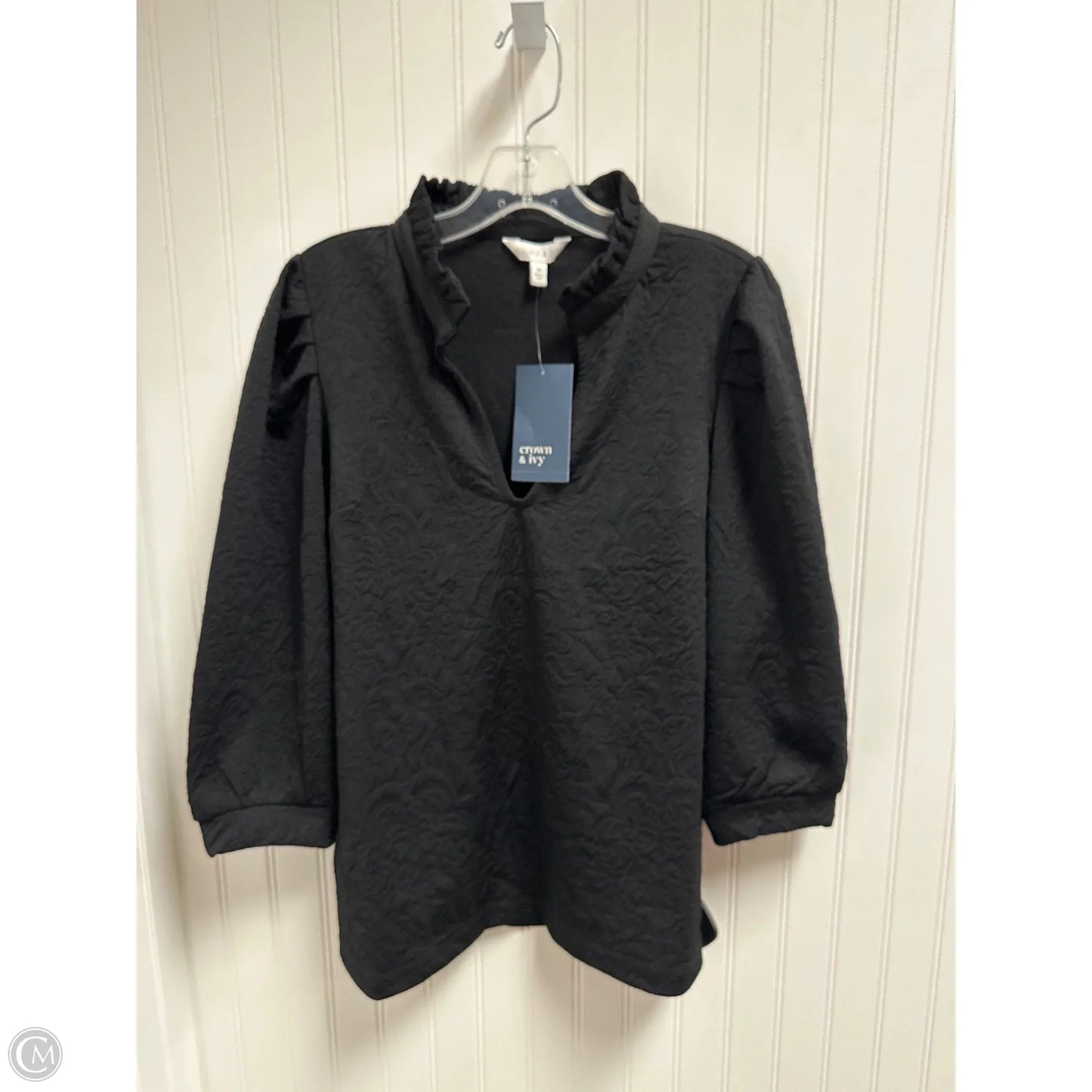 Top Long Sleeve By Crown And Ivy In Black, Size: M