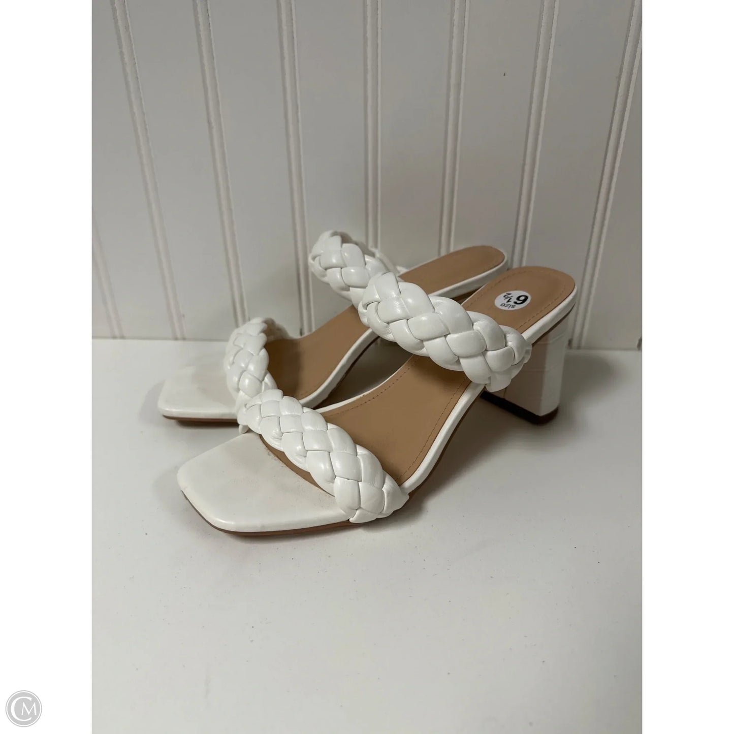 Sandals Heels Block By Clothes Mentor In White, Size: 6.5