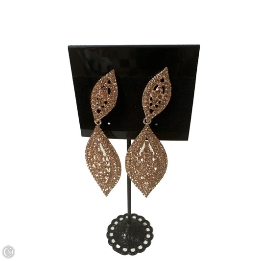 Earrings Statement By Clothes Mentor, Size: 1
