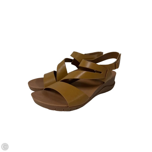 Sandals Flats By Cole-haan In Tan, Size: 9.5