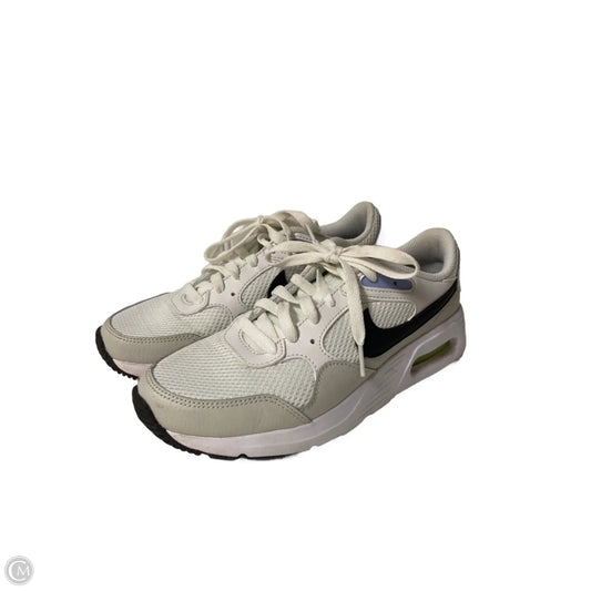Shoes Sneakers By Nike In White, Size: 7