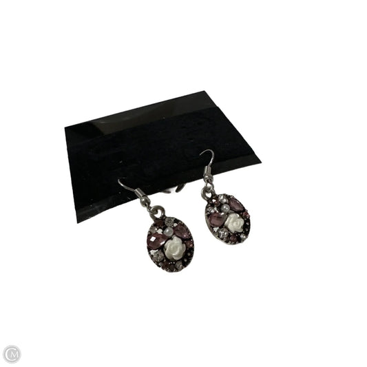 Earrings Dangle/drop By Clothes Mentor, Size: 1