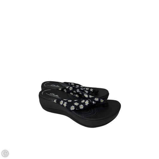 Sandals Flip Flops By Clarks In Black, Size: 6