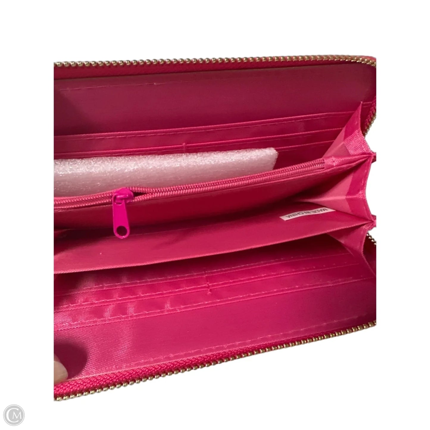 Wallet By Clothes Mentor, Size: Large