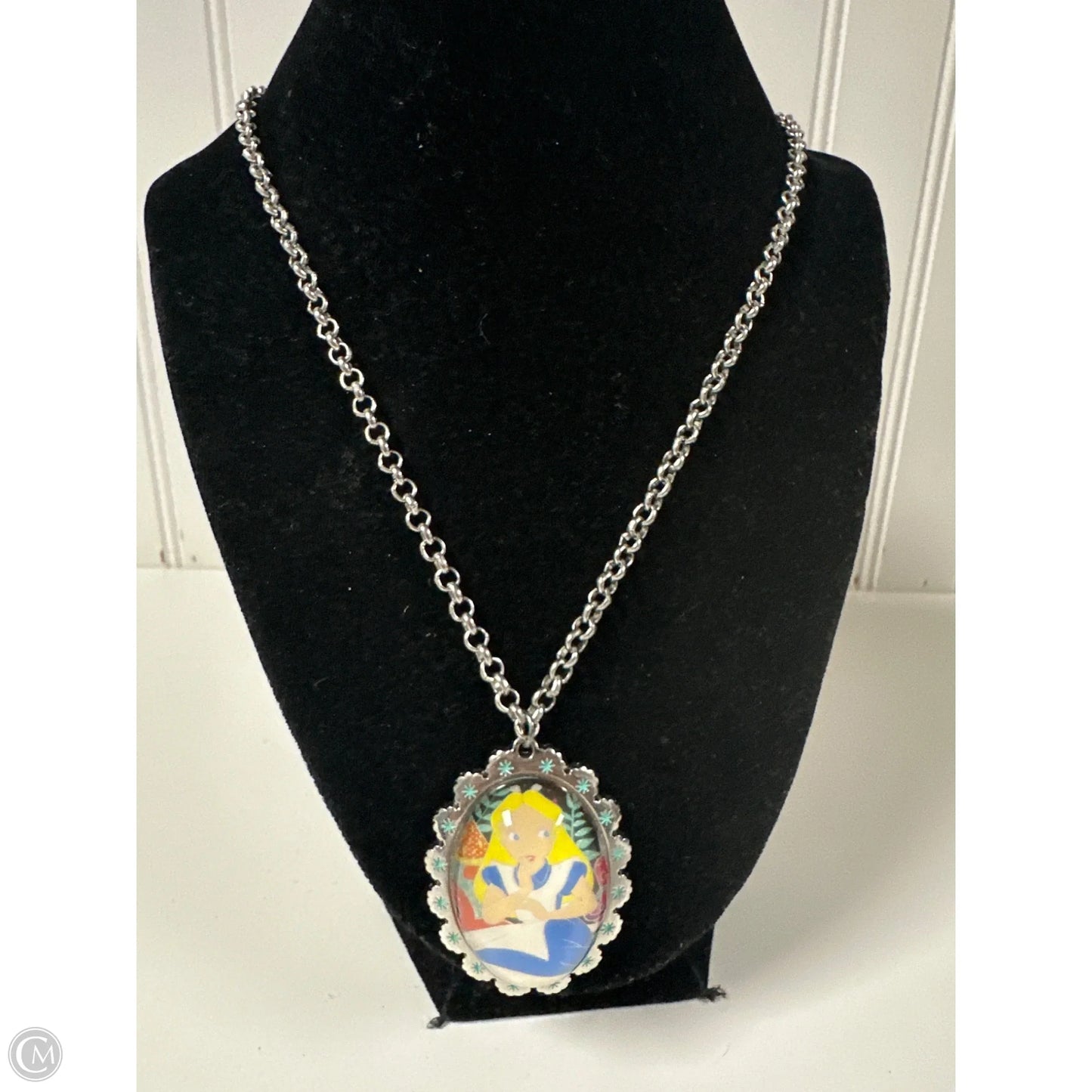 Necklace Pendant By Disney, Size: 1