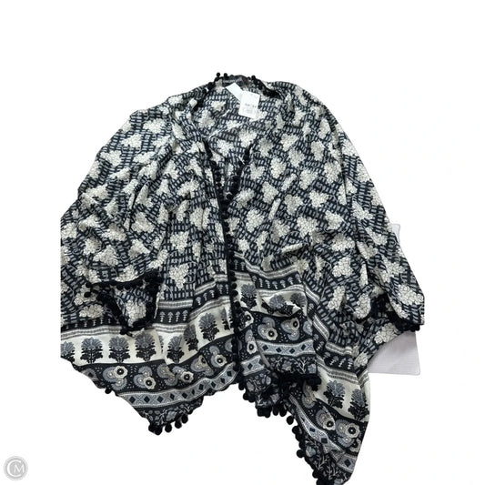 Shawl By Colleen Lopez In Black & Cream, Size: 2x