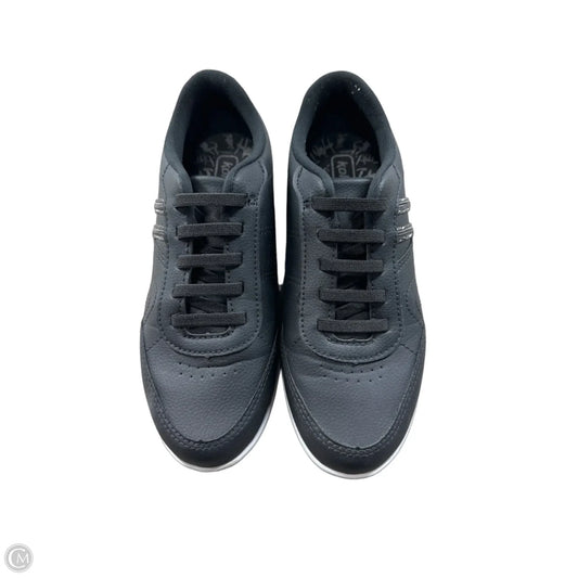 Shoes Sneakers By Clothes Mentor In Black, Size: 8
