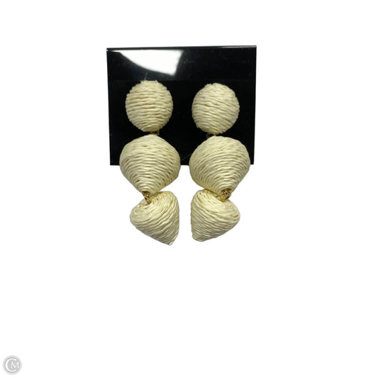 Earrings Statement By Clothes Mentor, Size: 1