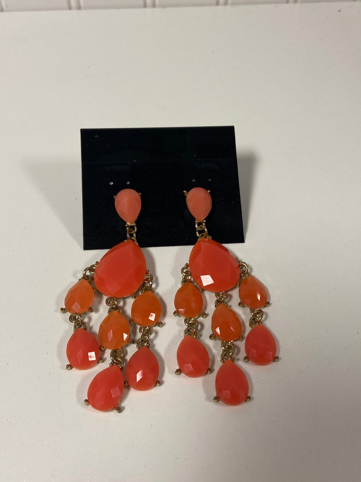 Earrings Statement Clothes Mentor, Size 1