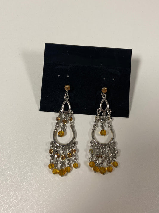 Earrings Dangle/drop Clothes Mentor, Size 1