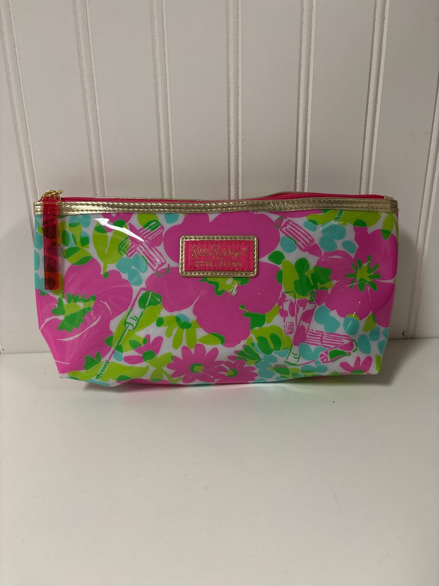 Makeup Bag Designer By Lilly Pulitzer, Size: Medium