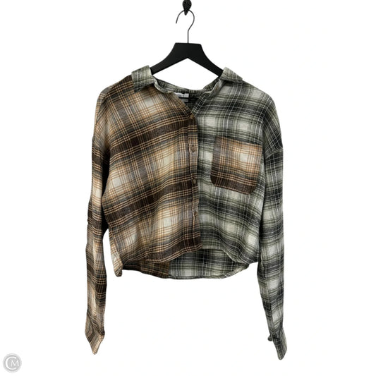 Blouse Long Sleeve By Clothes Mentor In Plaid Pattern, Size: M