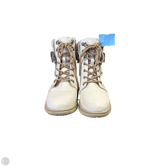 Boots Ankle Flats By Cliffs By White Mountain In Cream, Size: 7