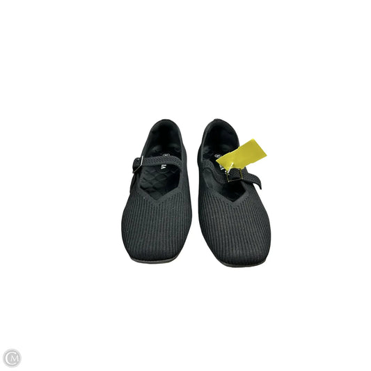 Shoes Flats By Vivaia In Black, Size: 8.5