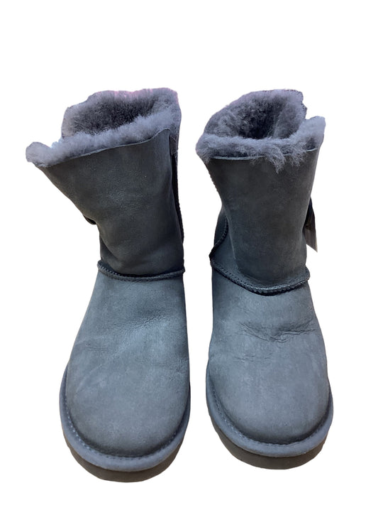 Grey Boots Ankle Flats Ugg, Size 9
