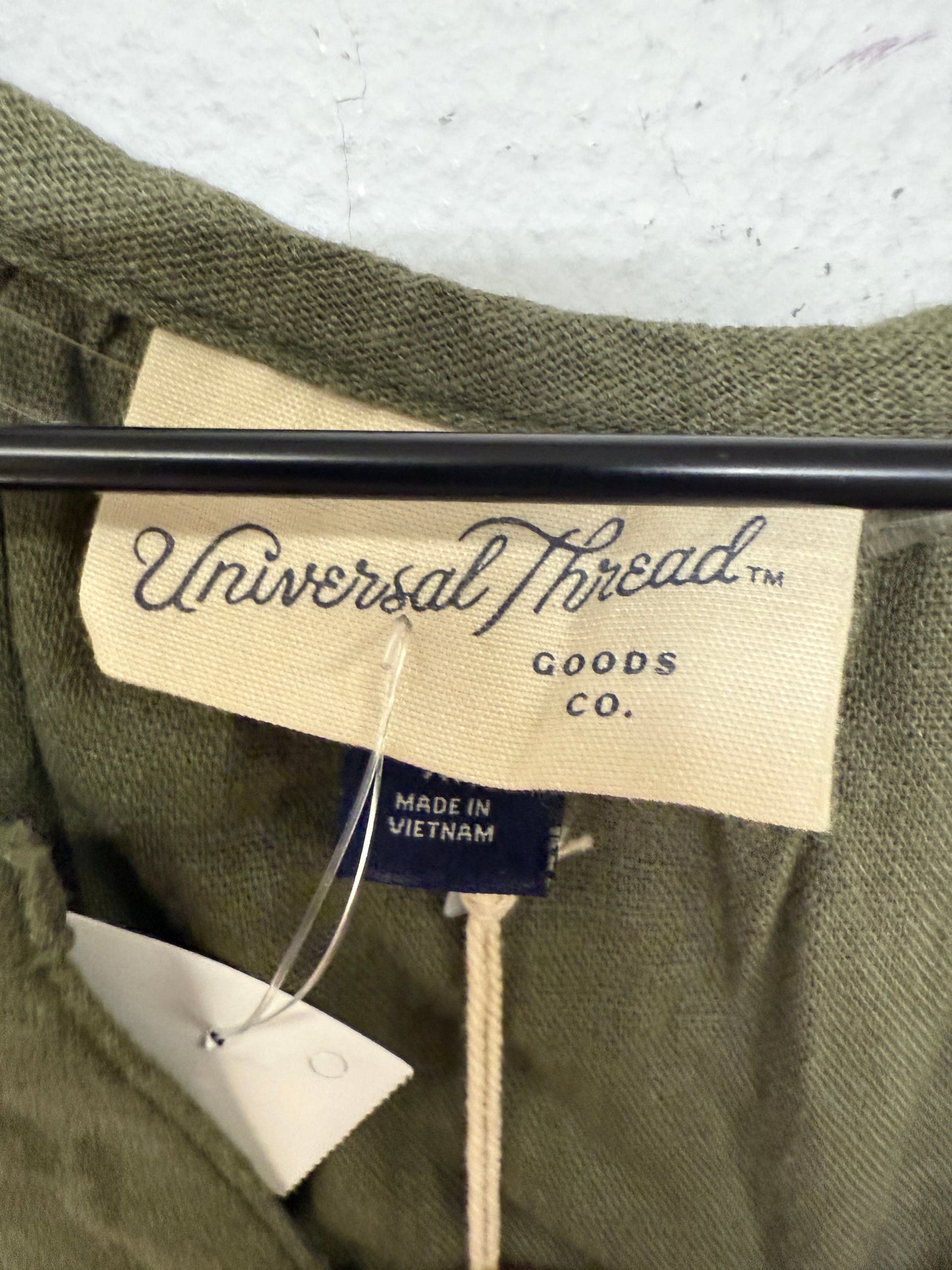 Dress Casual Short By Universal Thread In Green, Size: Xs