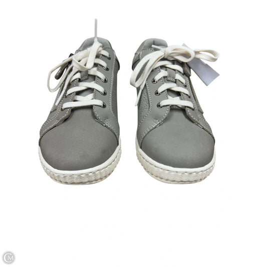 Shoes Sneakers By Clarks In Grey, Size: 7