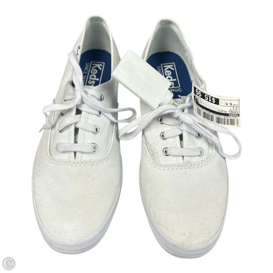 Shoes Flats By Keds In White, Size: 6.5