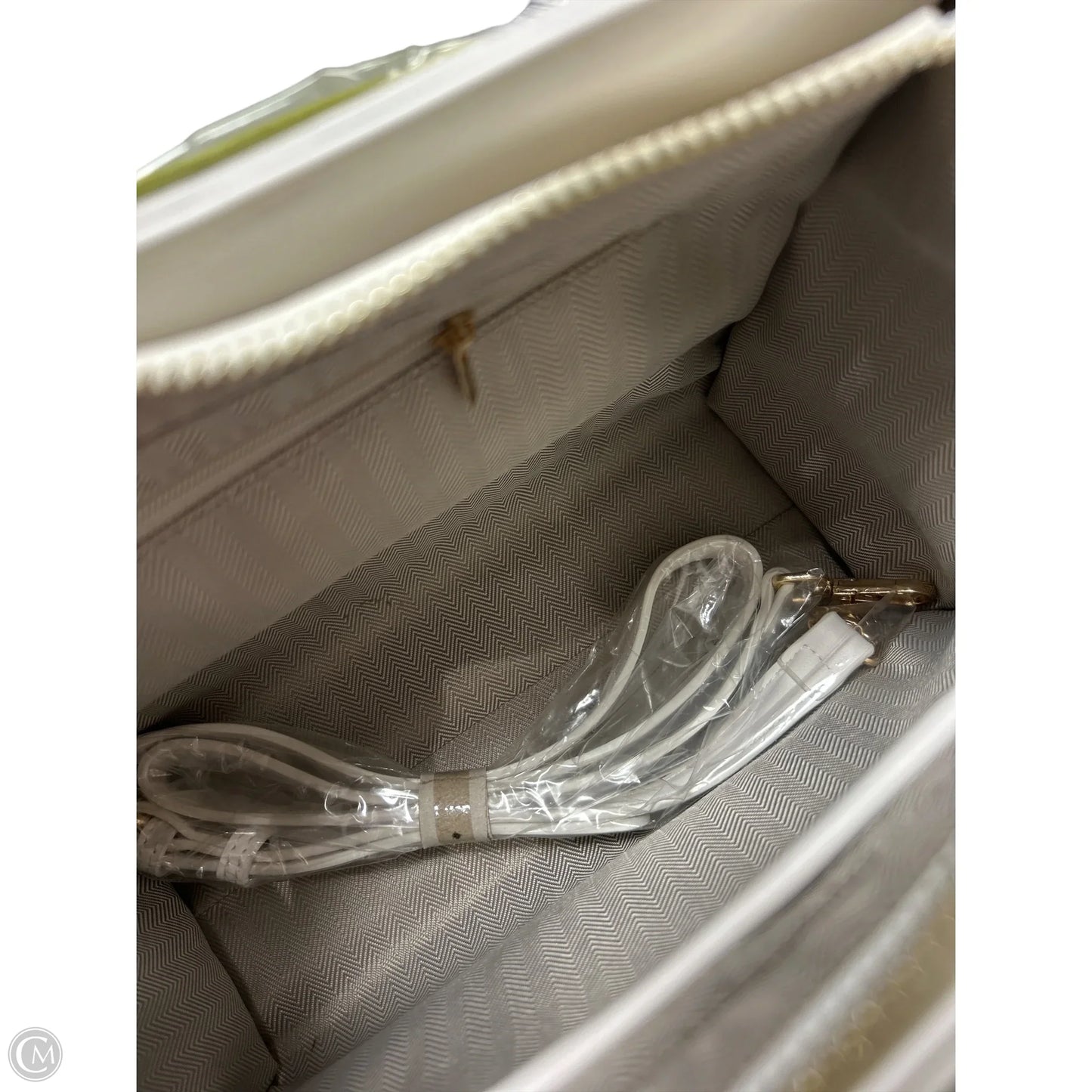 Handbag By Clothes Mentor, Size: Medium
