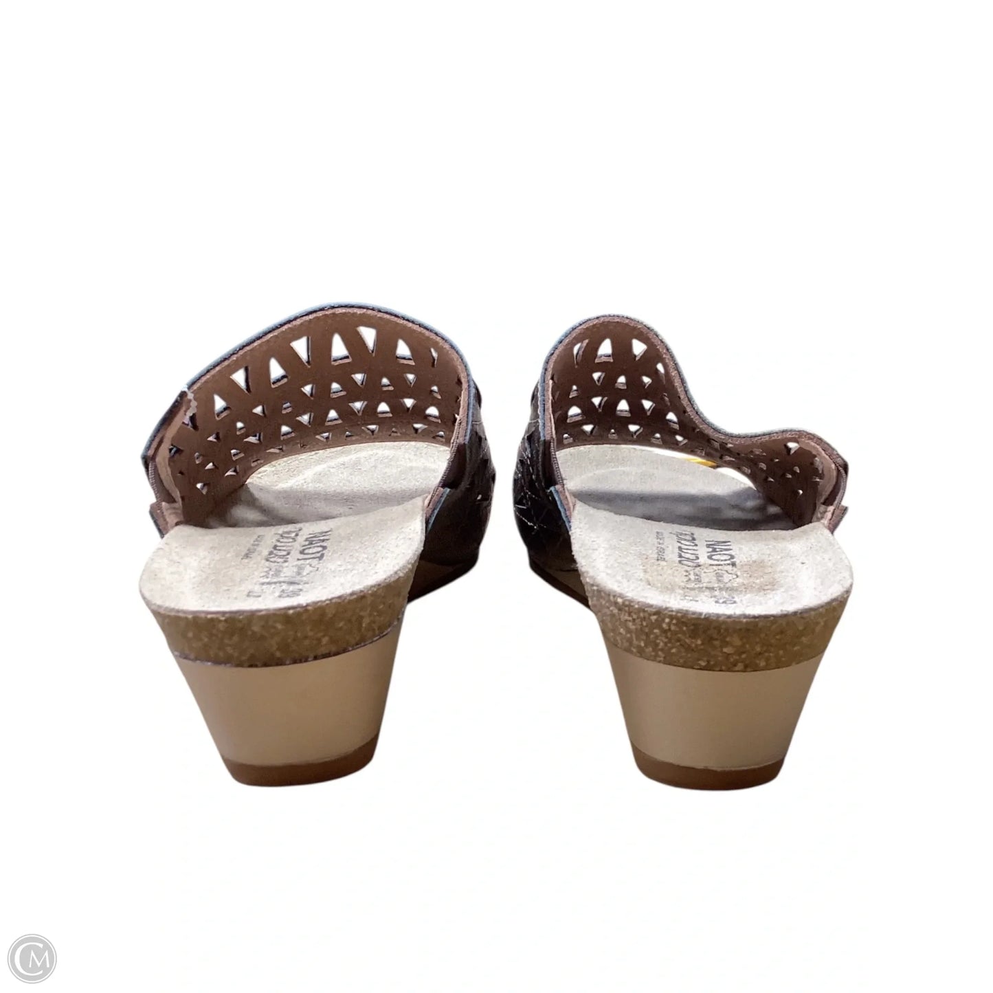 Sandals Flats By Naot In Bronze, Size: 8