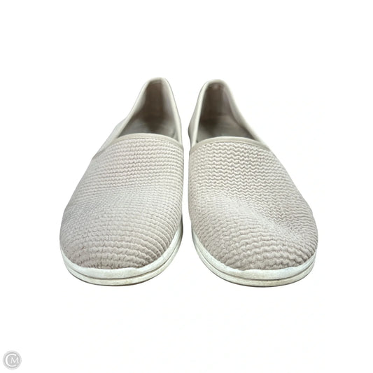 Shoes Flats By Clarks In Tan, Size: 7