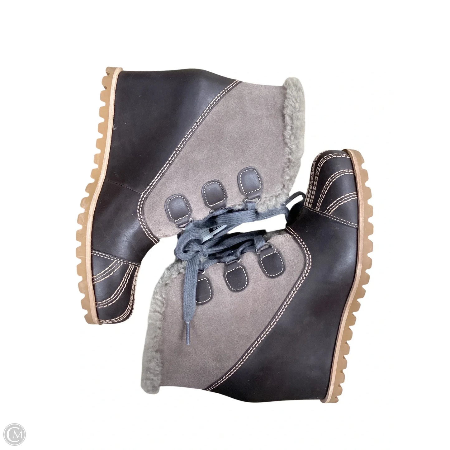 Boots Designer By Ugg In Brown, Size: 9