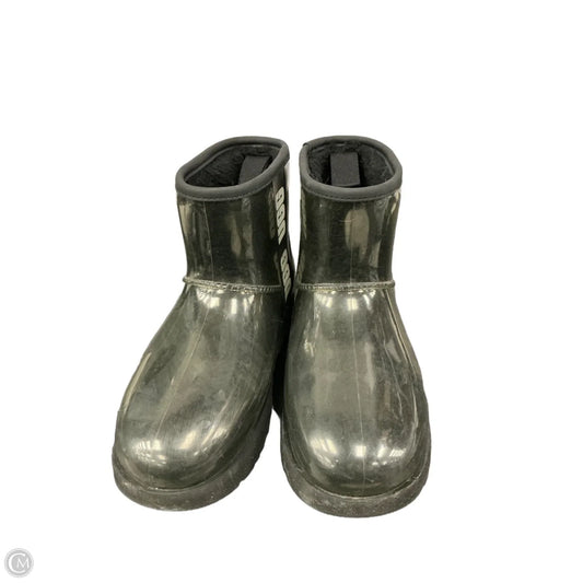 Boots Designer By Ugg In Black, Size: 6
