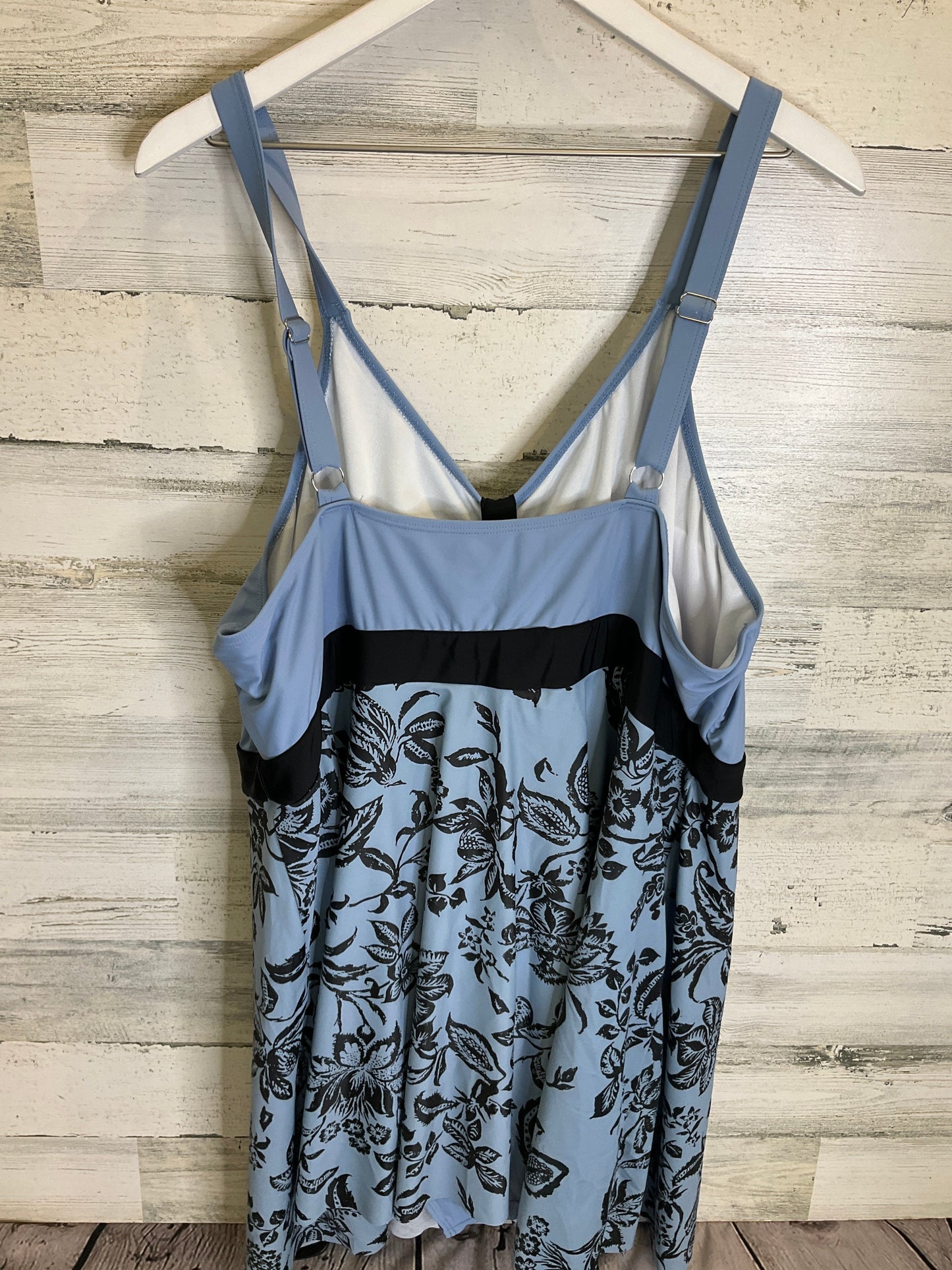 Athletic Tank Top By Clothes Mentor In Blue, Size: 4x