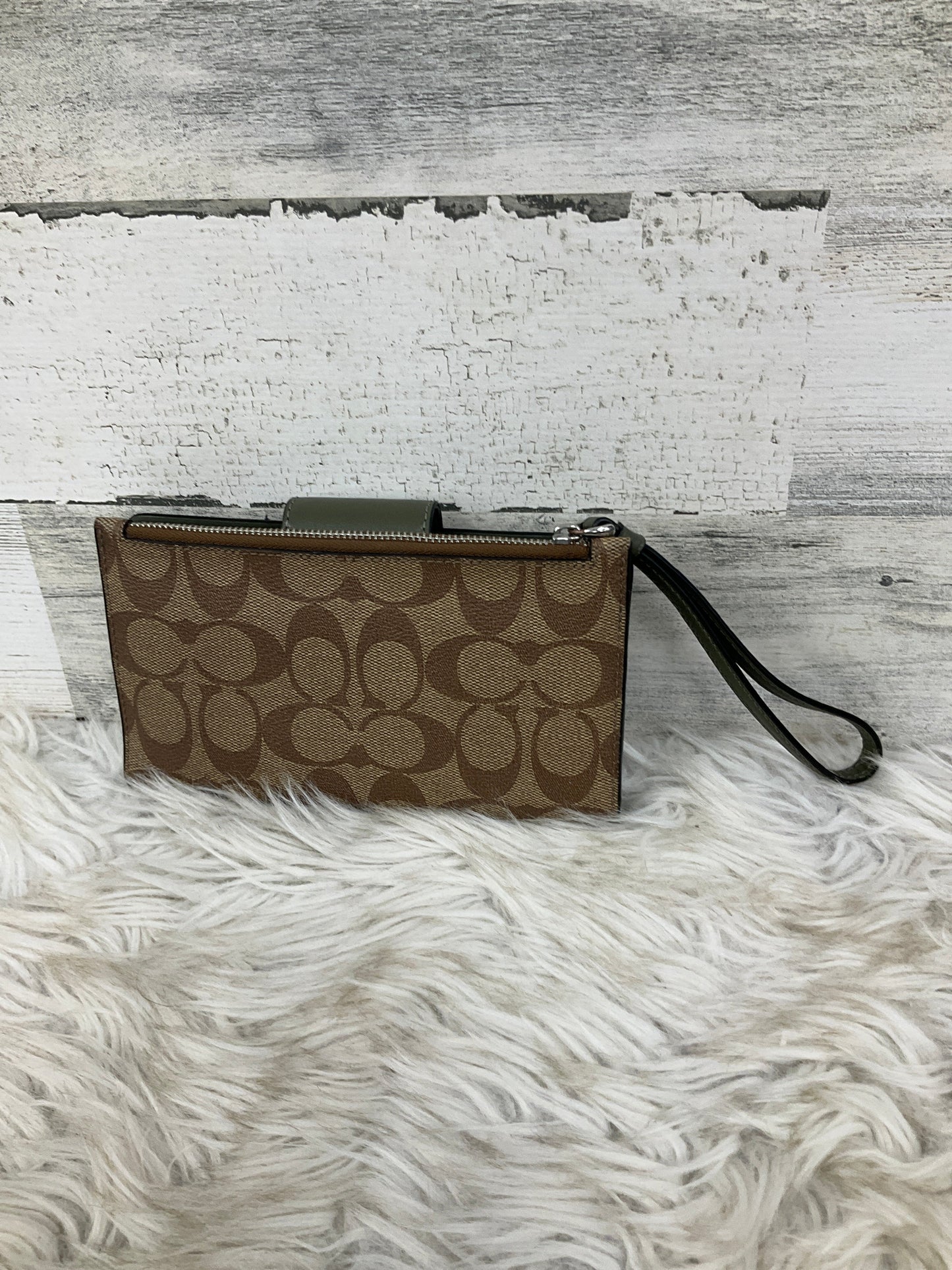 Wristlet Designer By Coach, Size: Medium