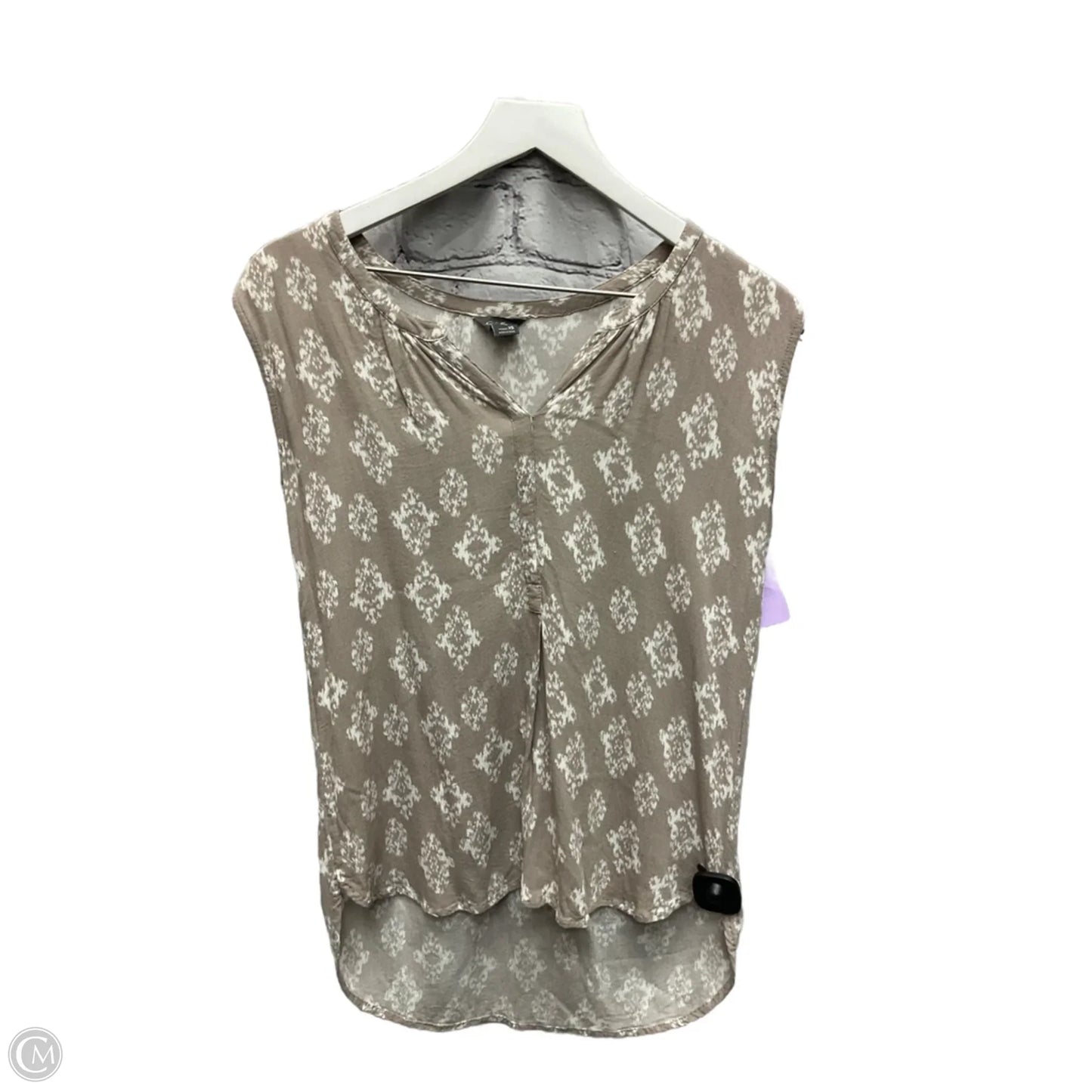 Top Sleeveless By Eddie Bauer In Tan, Size: Xs