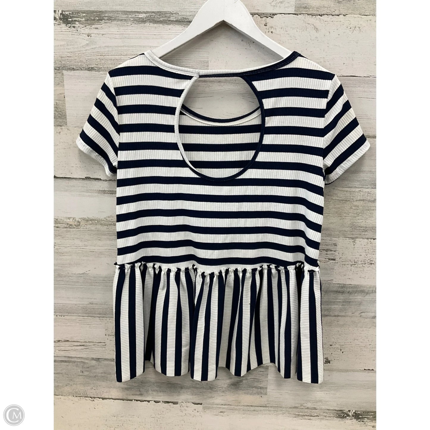 Top Short Sleeve By She + Sky In Navy, Size: S