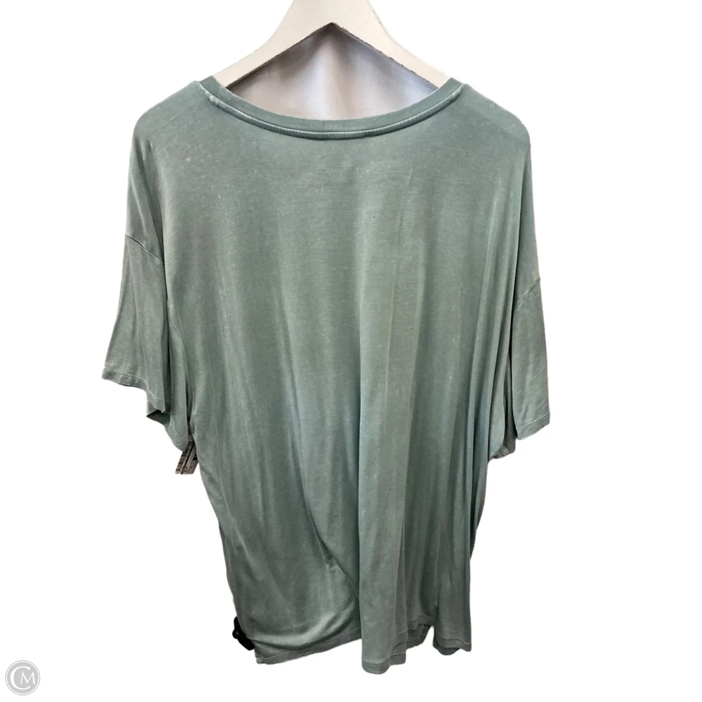 Top Short Sleeve By Maurices In Green, Size: 1x