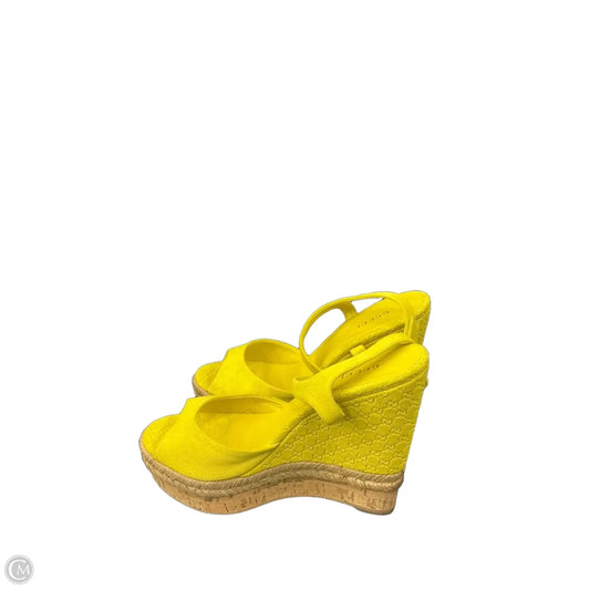 Sandals Luxury Designer By Gucci In Yellow, Size: 9.5