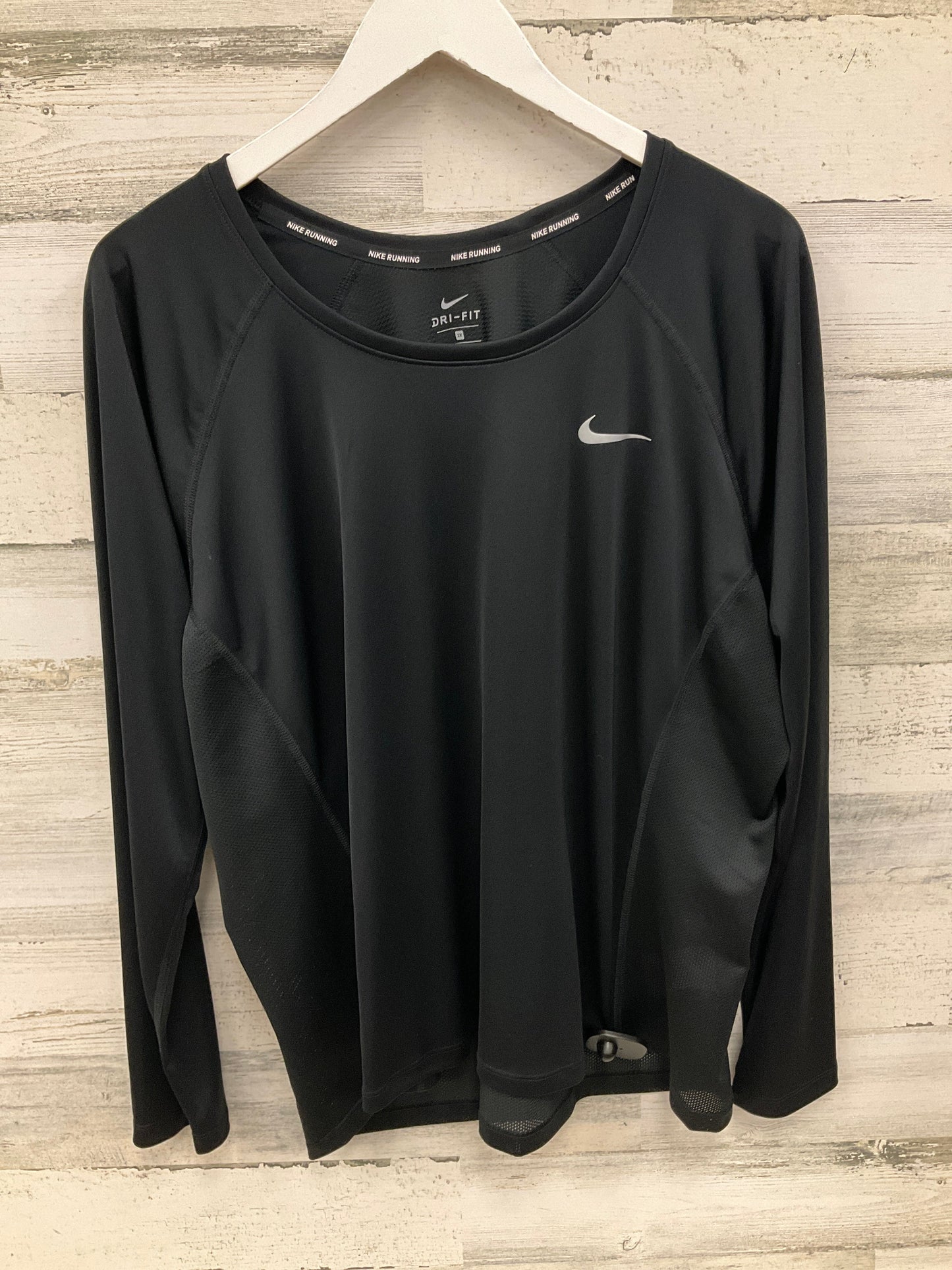 Athletic Top Long Sleeve Crewneck By Nike In Black, Size: 2x