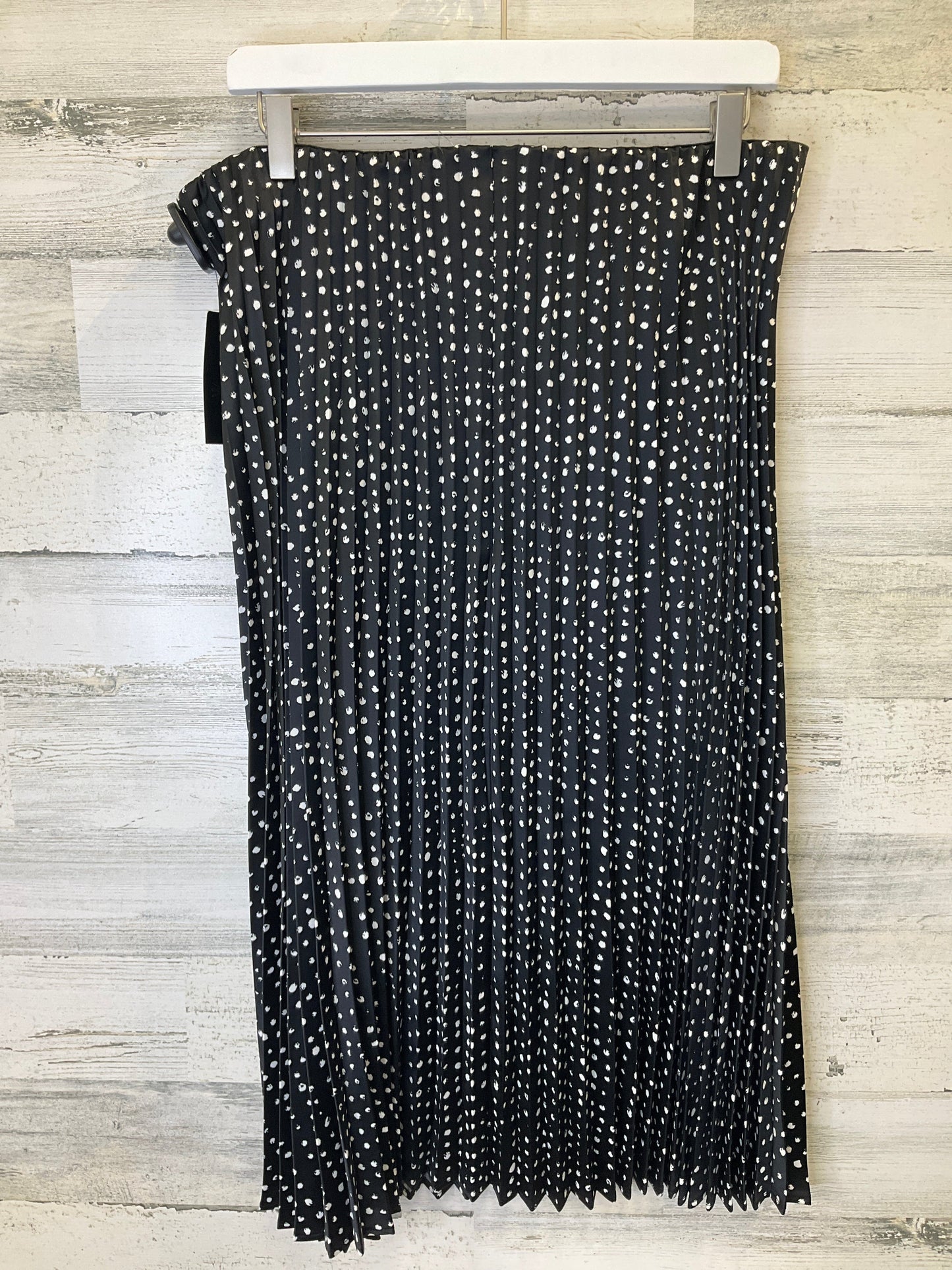 Black & White Skirt Midi Worthington, Size 12