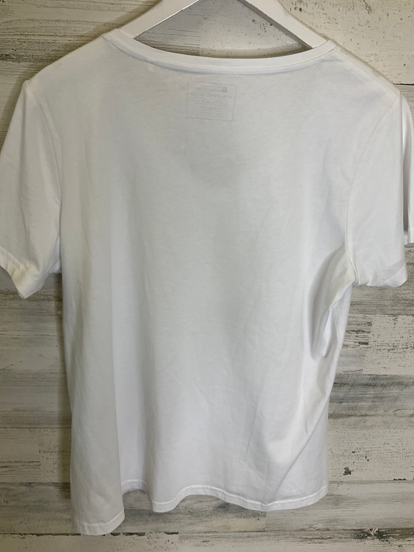 White Top Short Sleeve Clothes Mentor, Size L