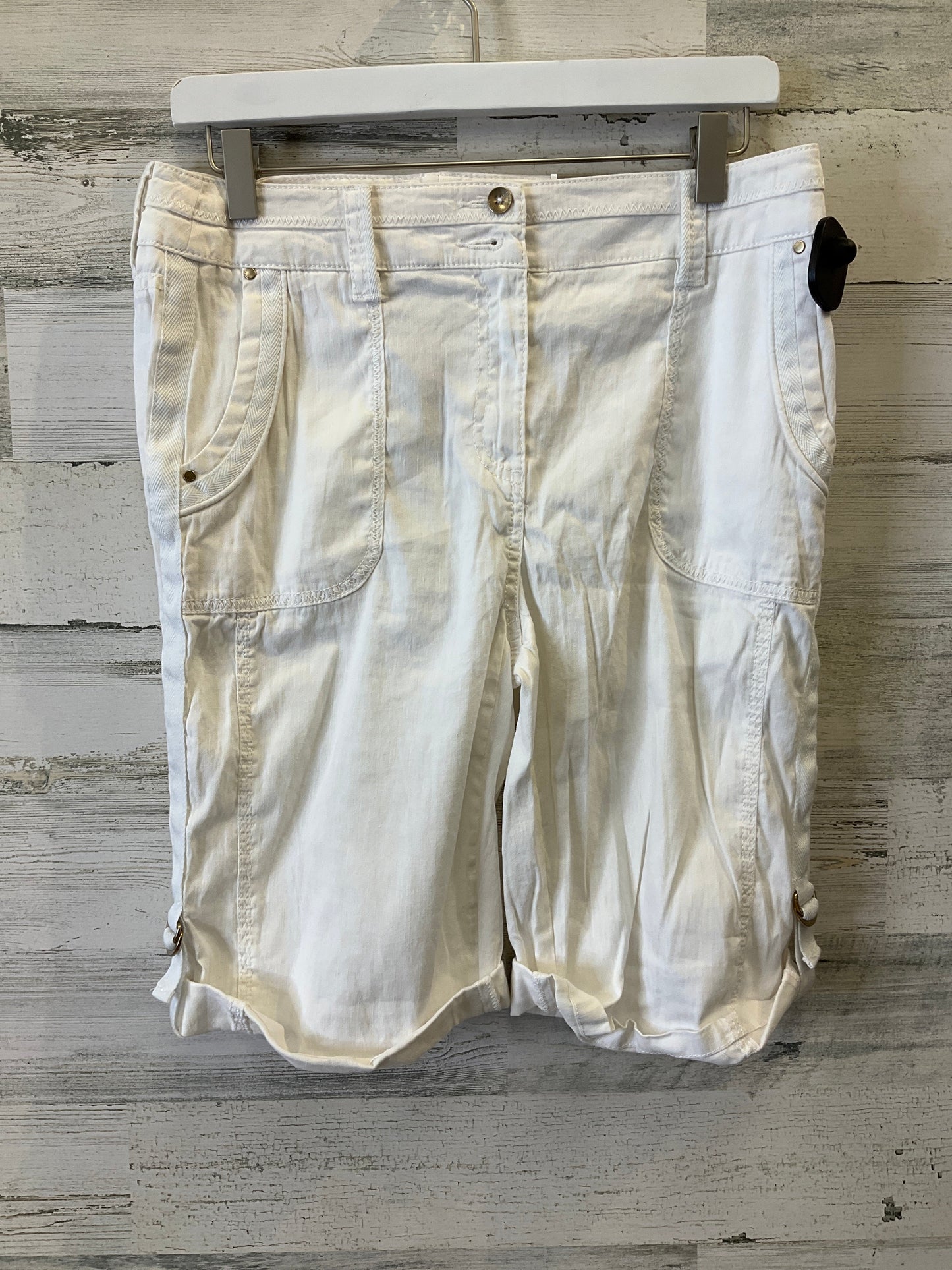 White Shorts Chicos, Size 4