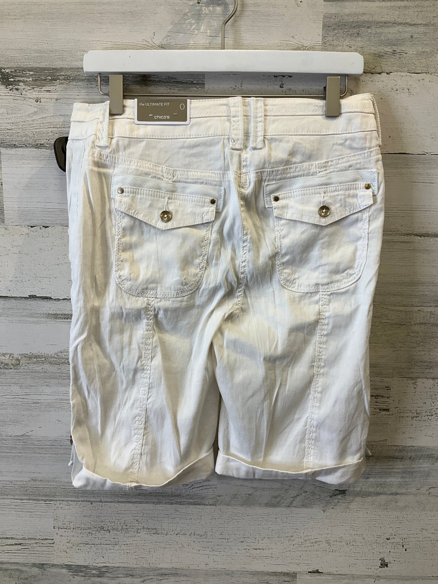 White Shorts Chicos, Size 4