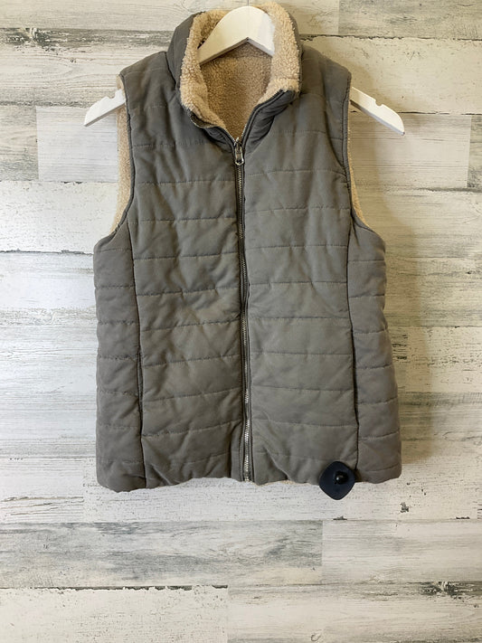 Vest Puffer & Quilted By Entro In Grey, Size: M