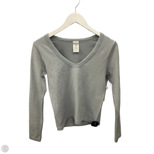 Top Long Sleeve By No Boundaries In Grey, Size: L