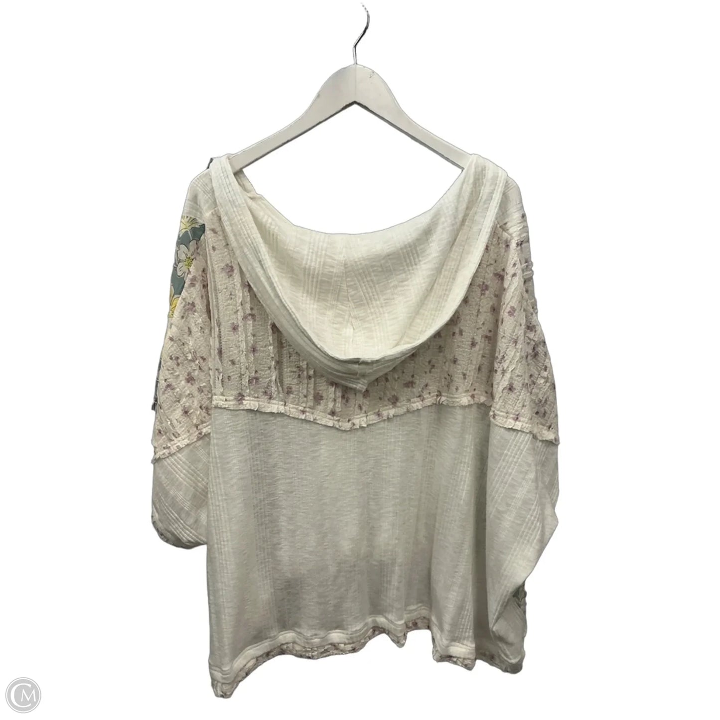 Top Short Sleeve By Pol In White, Size: L