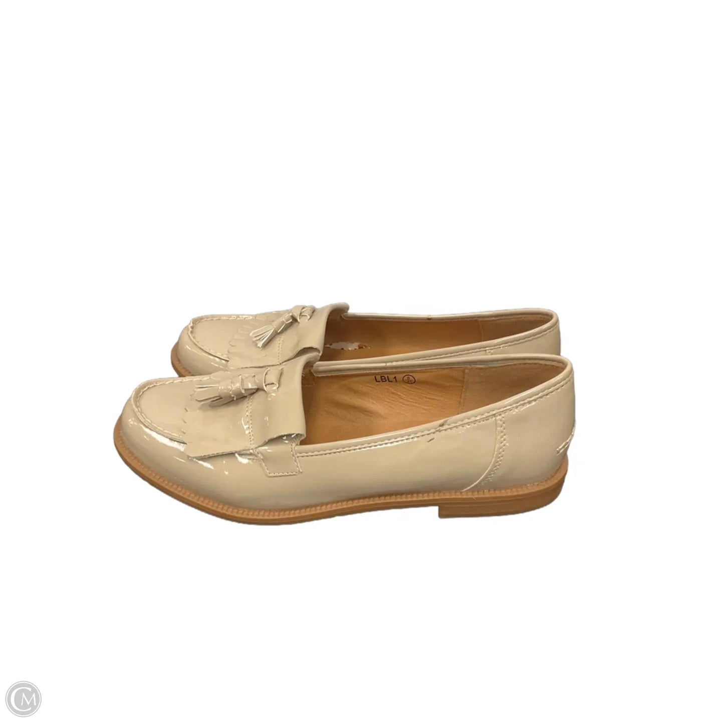 Shoes Flats By Clothes Mentor In Cream, Size: 8